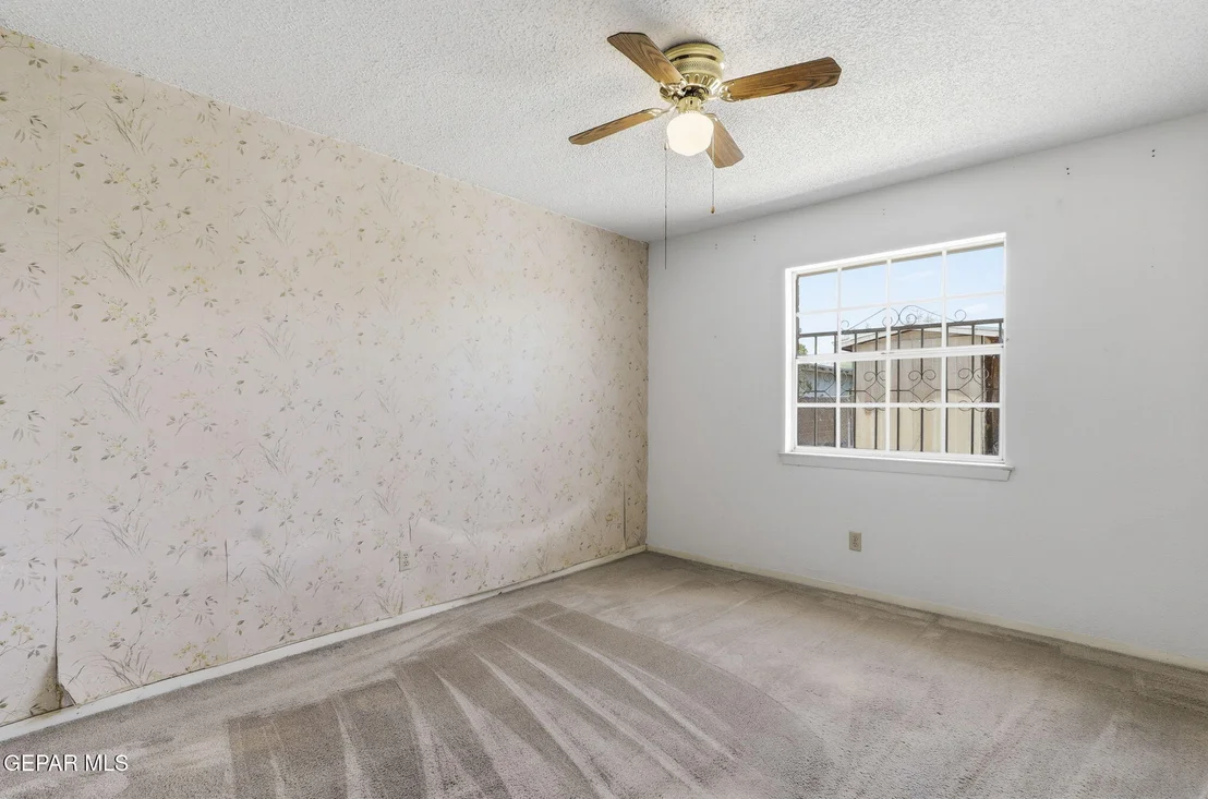 Photo of 8025 GILBERT Drive