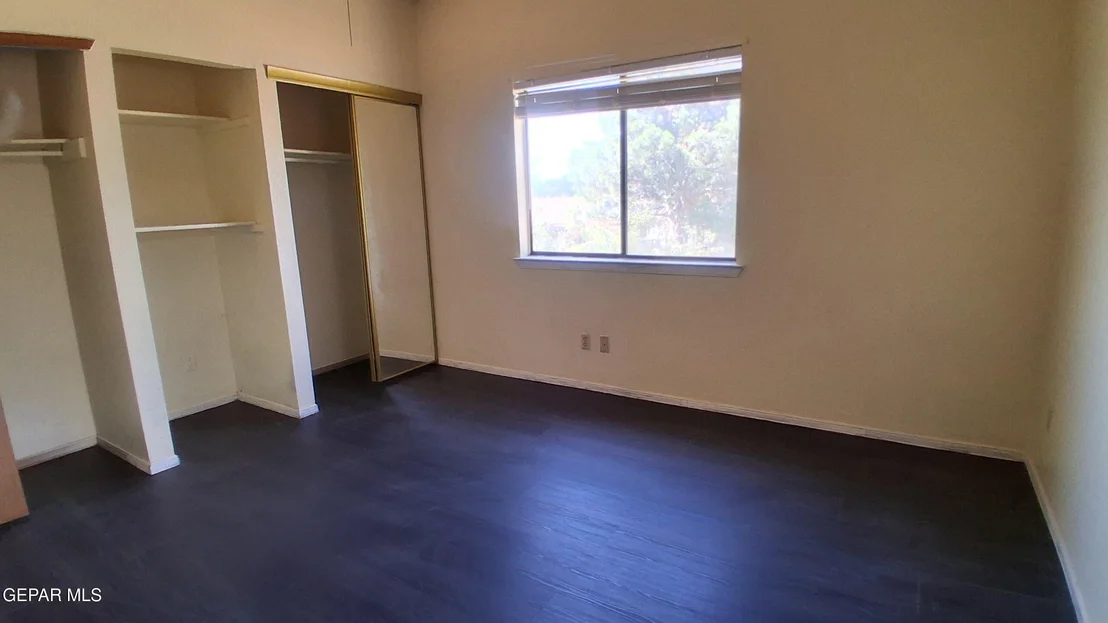 Photo of 11663 CLEAR LAKE Circle