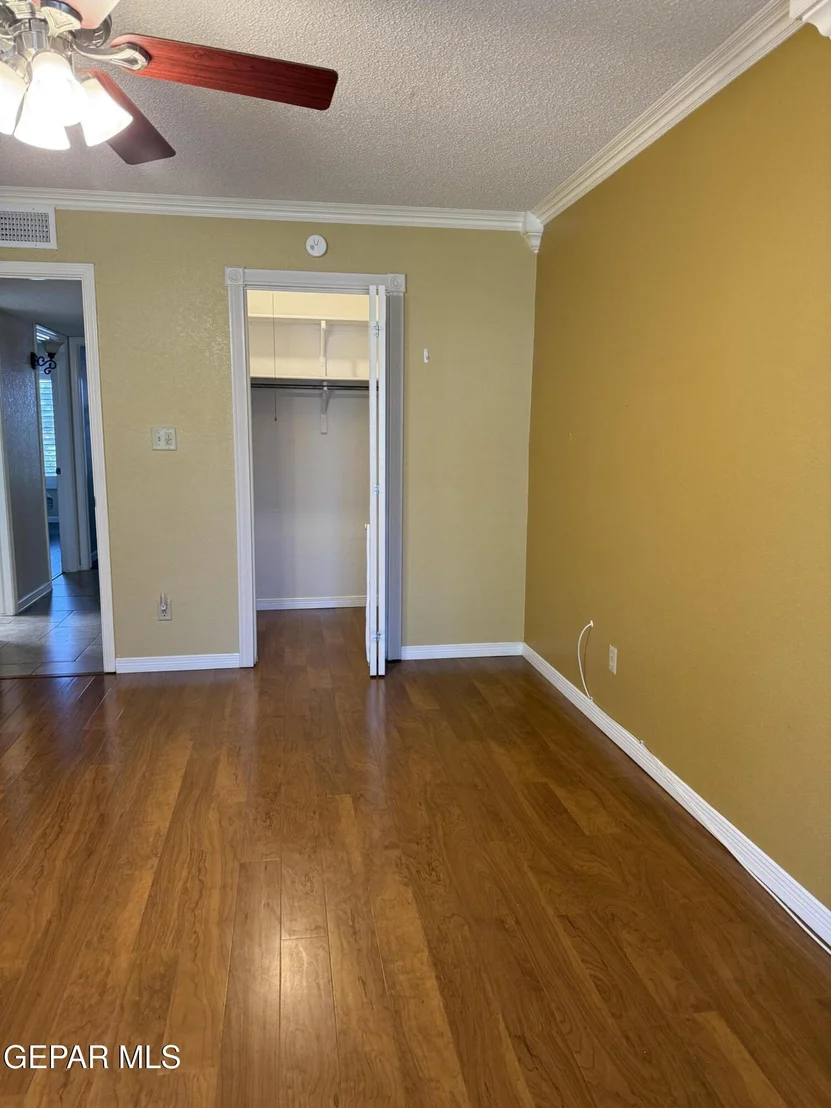Photo of 3149 EDGEROCK Drive