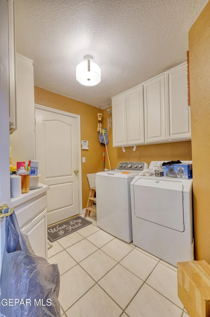 Photo of 1361 GATE Place