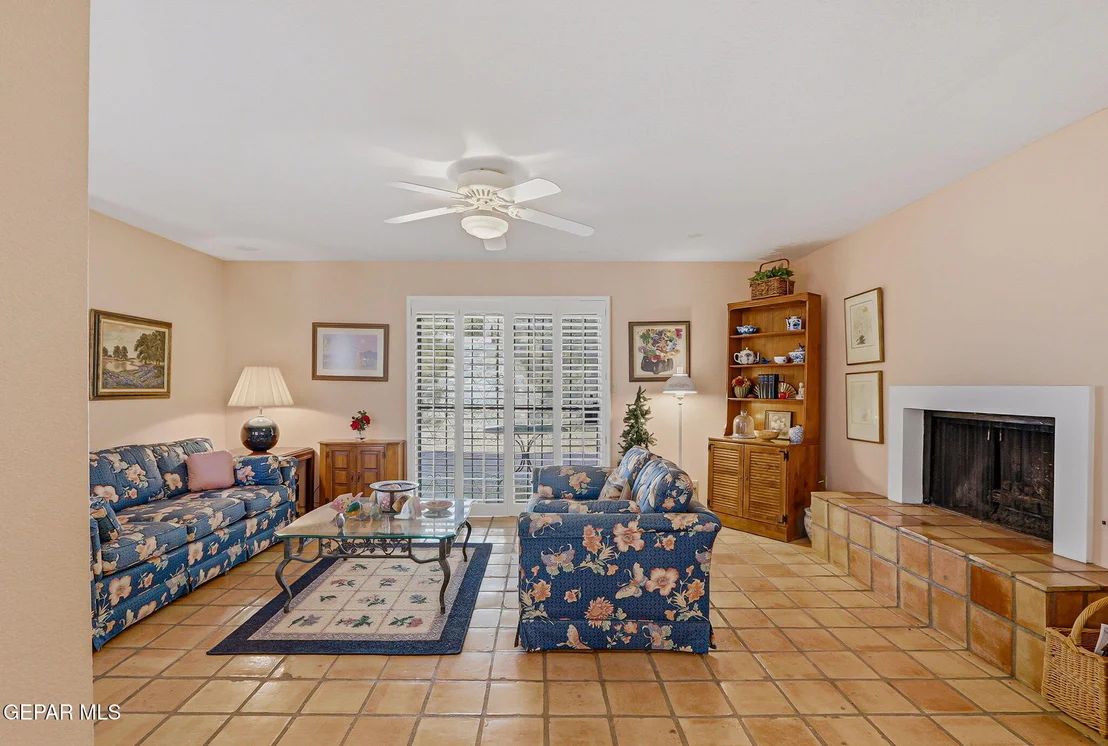 Photo of 6933 POLVADERA Drive