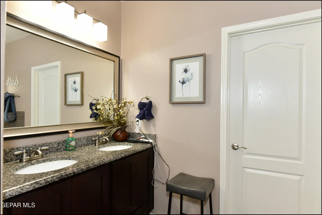 Photo of 505 GINGER FRANCIS Lane
