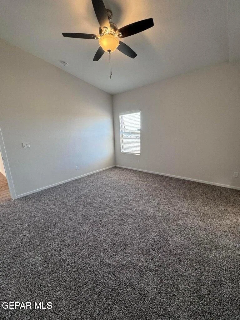 Photo of 975 Barbara Ave Avenue