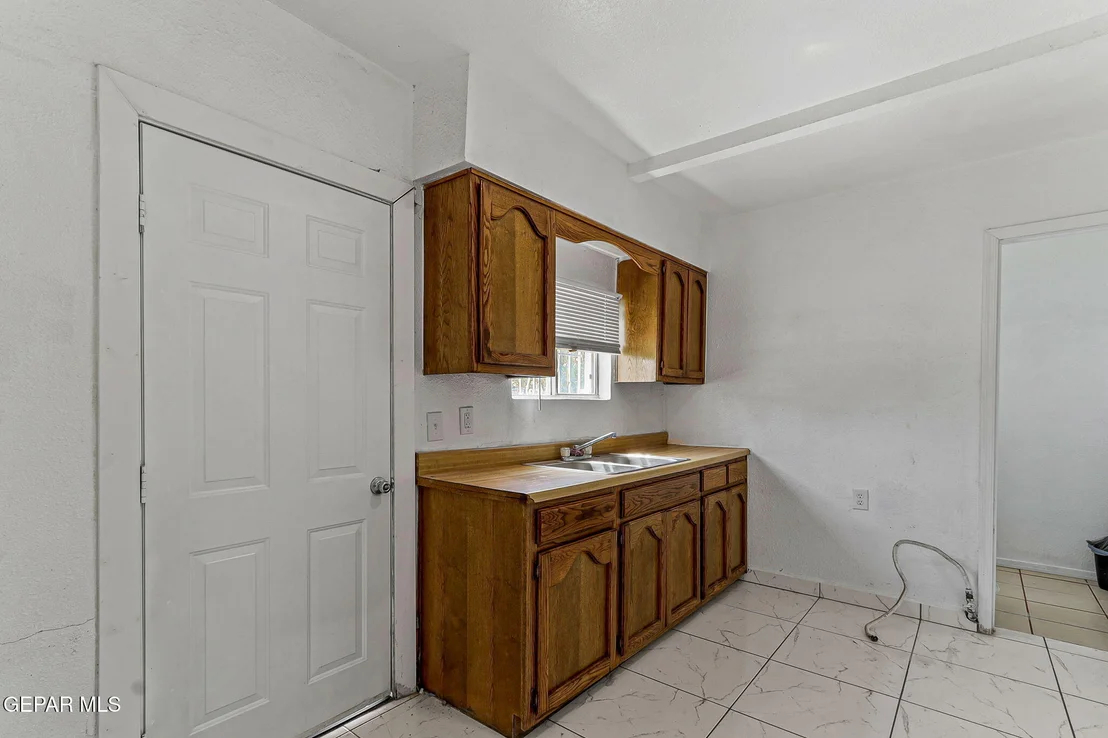 Photo of 514 JOHNSON Street