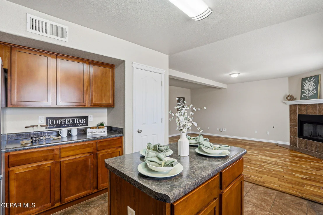 Photo of 7200 COPPER NAIL Lane