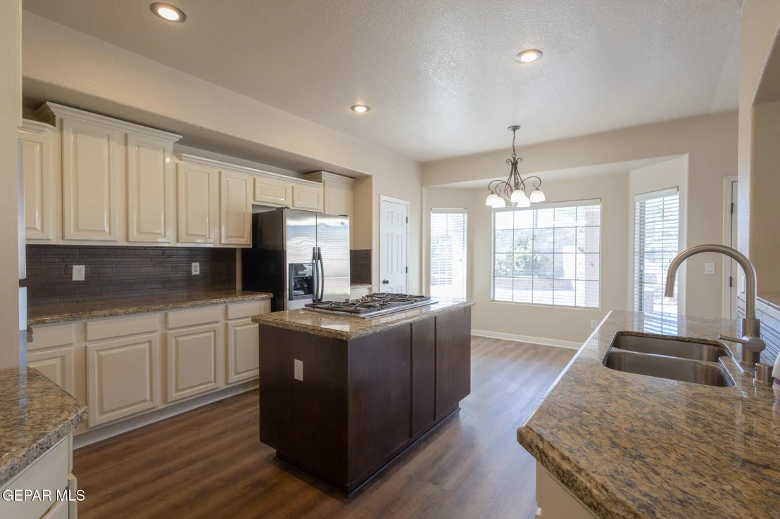 Photo of 801 SOUTHWICK Drive