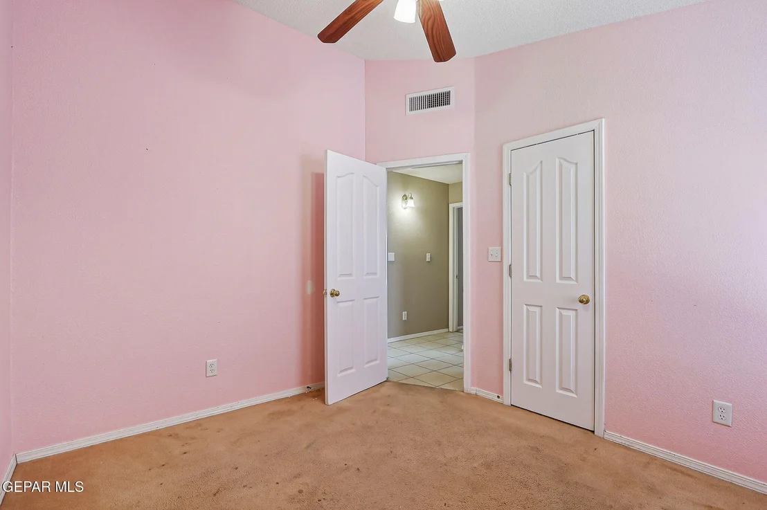 Photo of 580 SUN RAY