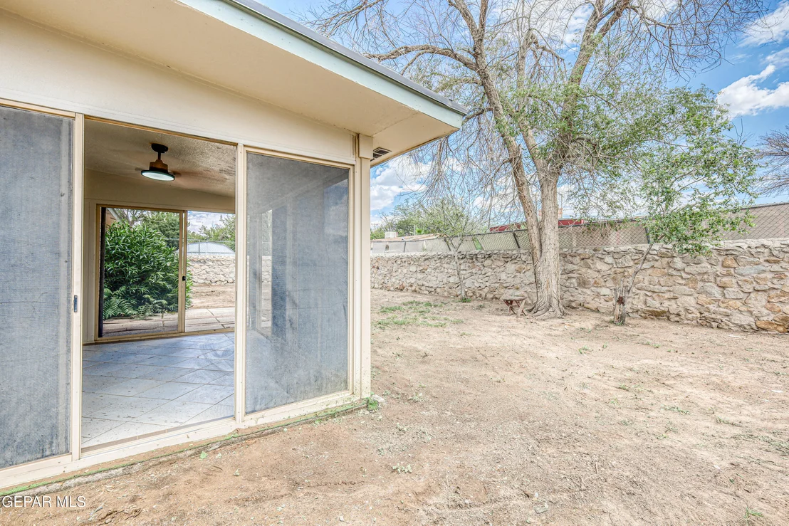 Photo of 712 CARABINAS Way