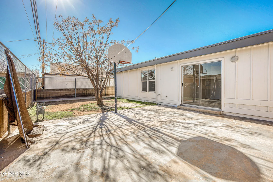 Photo of 424 Indian Place
