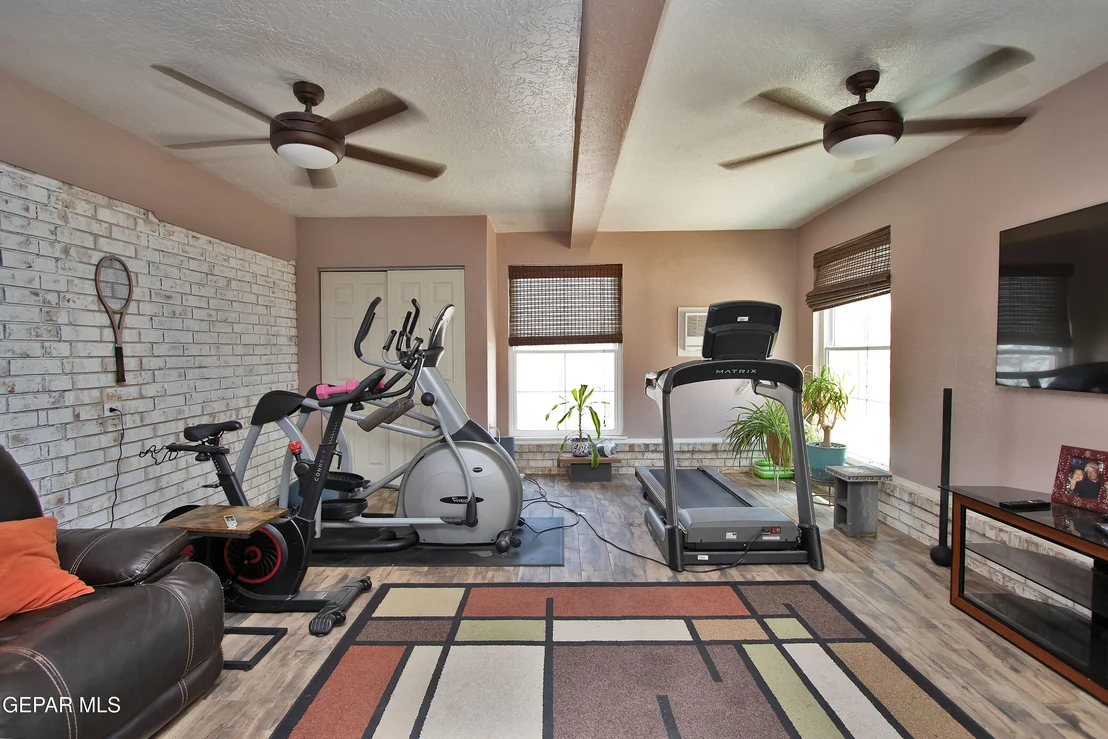 Photo of 516 QUERETARO Drive