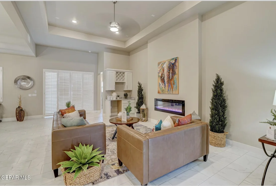 Photo of 812 Fairford Place