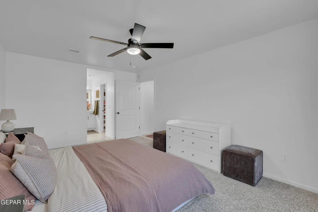 Photo of 937 SANDHURST Place