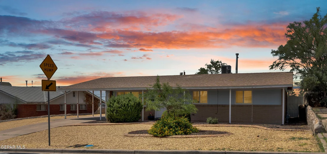 Photo of 321 CRESTMONT Drive
