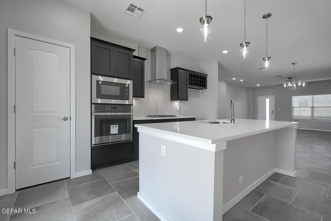 Photo of 3832 Course Street