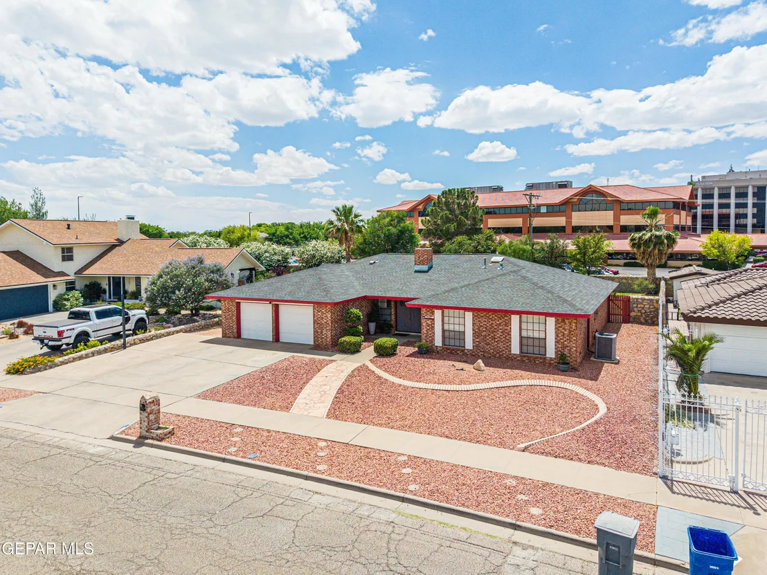 Photo of 1791 BILLY CASPER Drive
