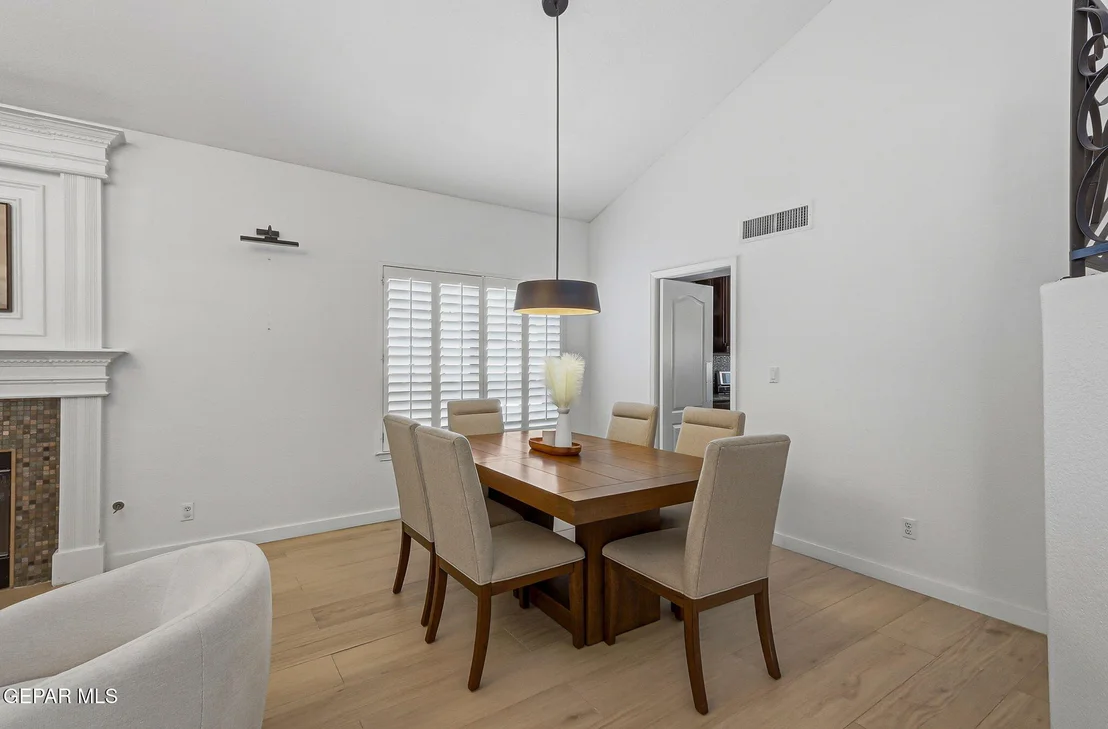 Photo of 6633 WIND RIDGE Drive