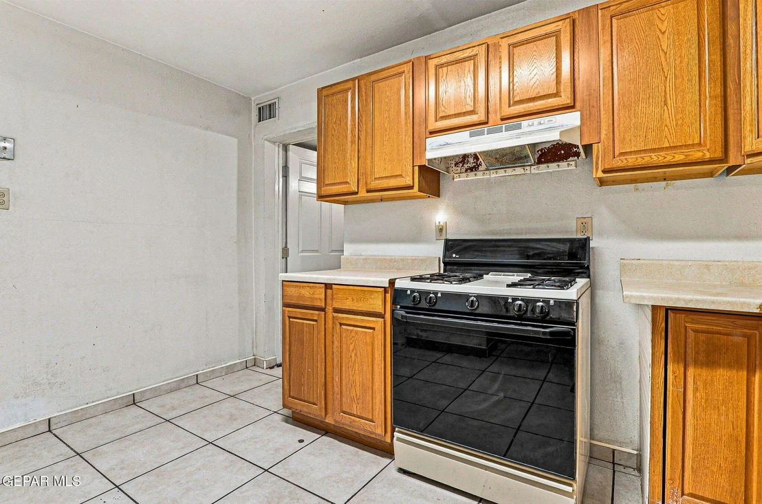 Photo of 637 Alicia Drive