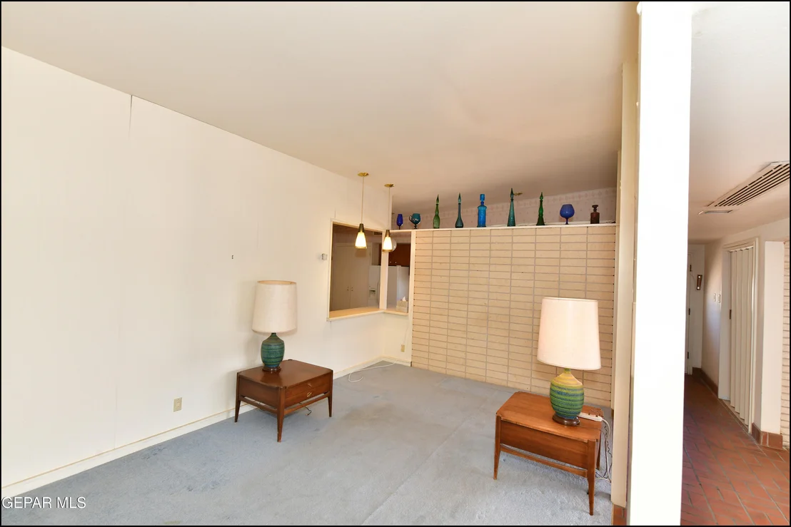 Photo of 9525 DESERT RIDGE Drive