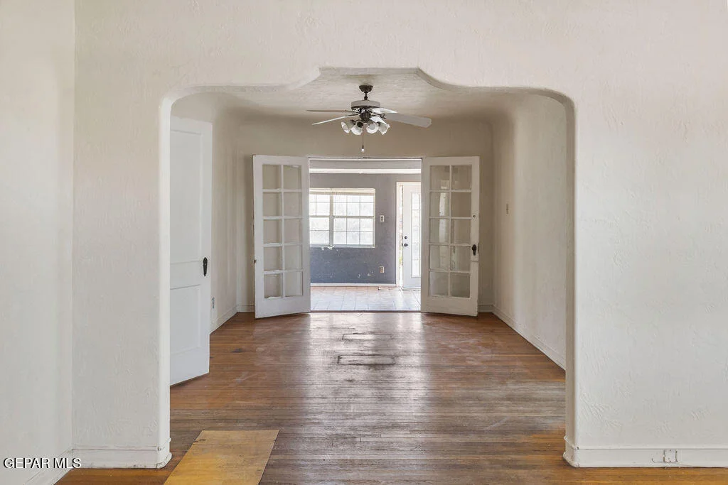 Photo of 708 E BALTIMORE Drive