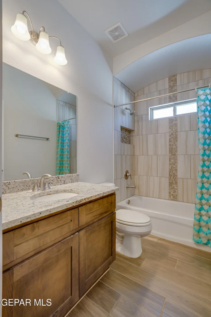 Photo of 7328 Glacier Drive