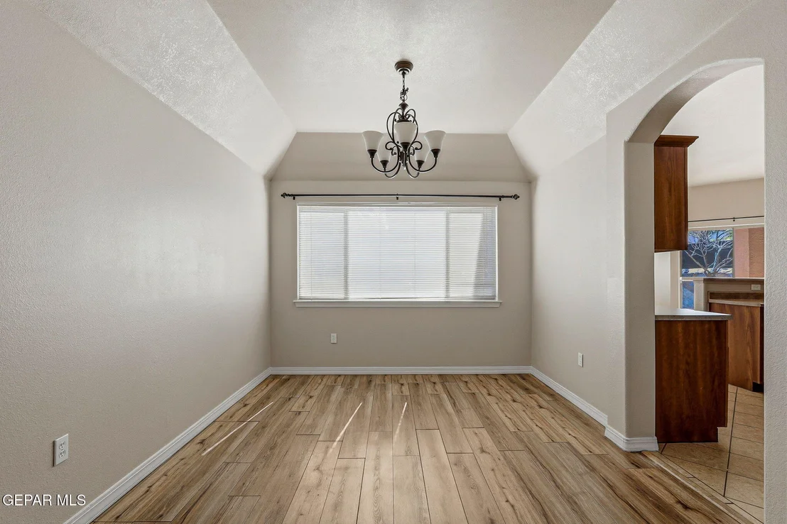 Photo of 1516 Mescal Lane