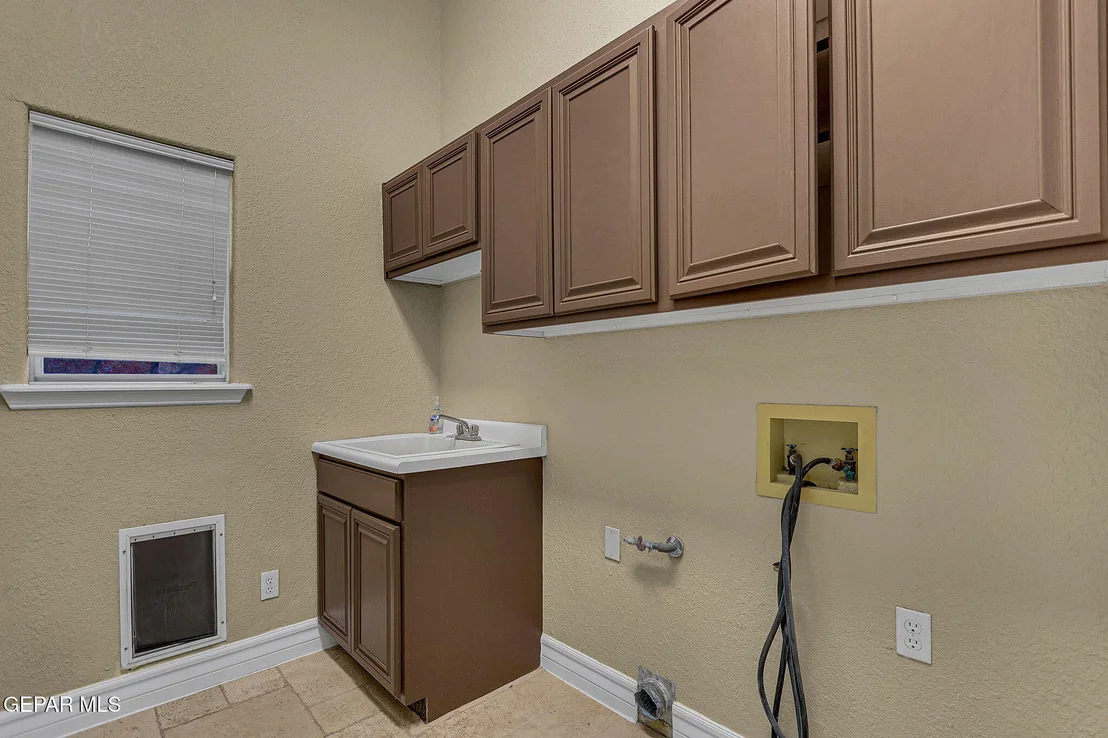Photo of 5567 Buckley Drive