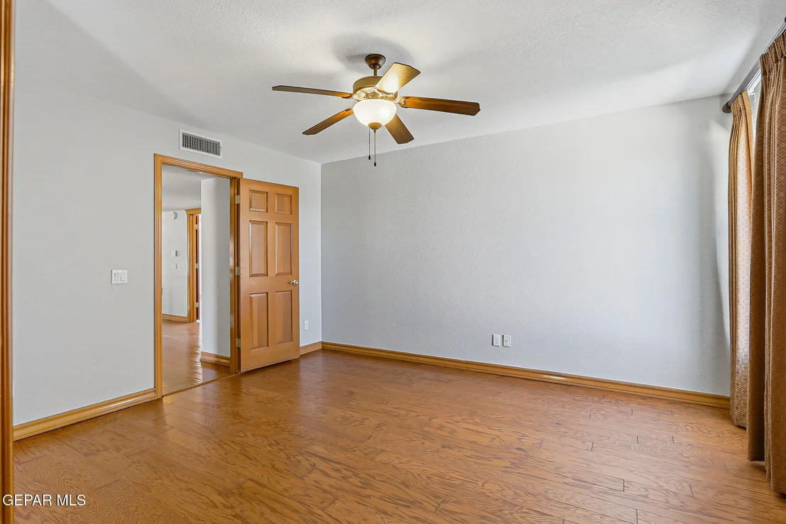 Photo of 5554 Buckley Drive