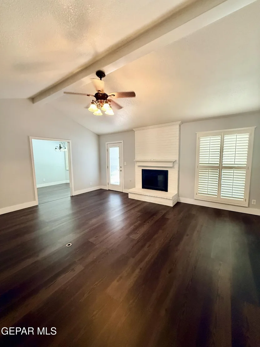 Photo of 707 W SUNSET Road