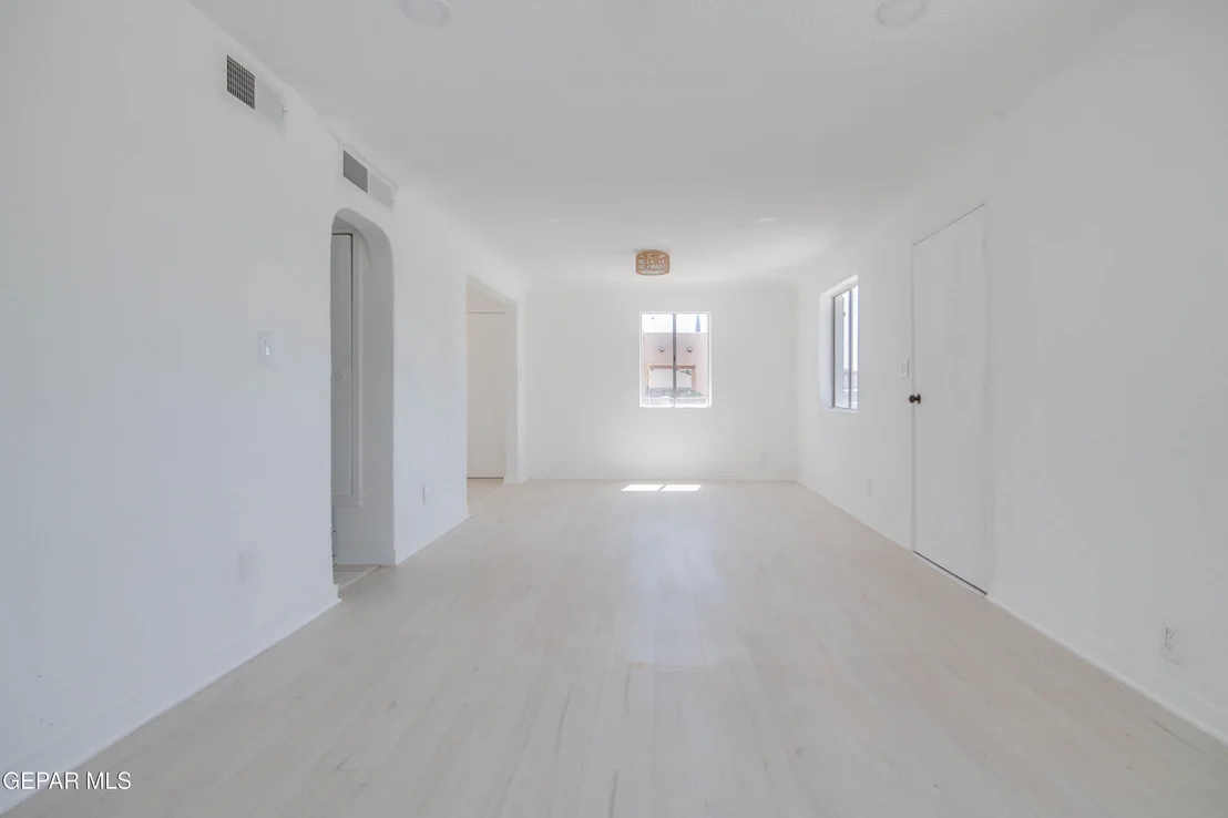 Photo of 8165 JOSEPHINE Circle