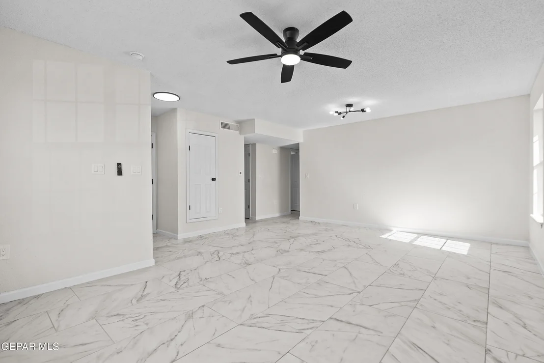 Photo of 258 SUNSET HILLS Drive