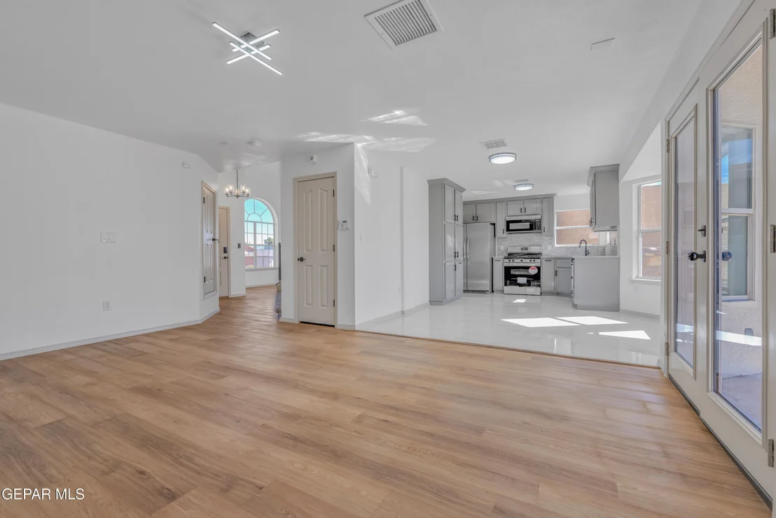 Photo of 12608 SETTING SUN Drive
