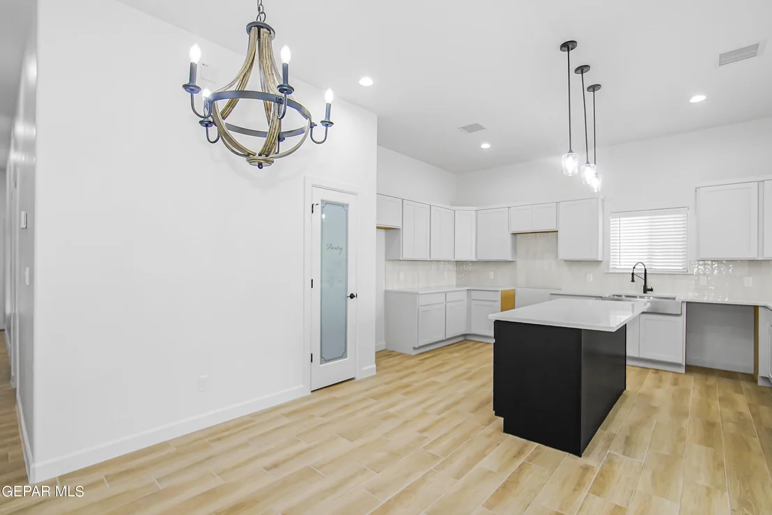 Photo of 6056 Dalhart Drive