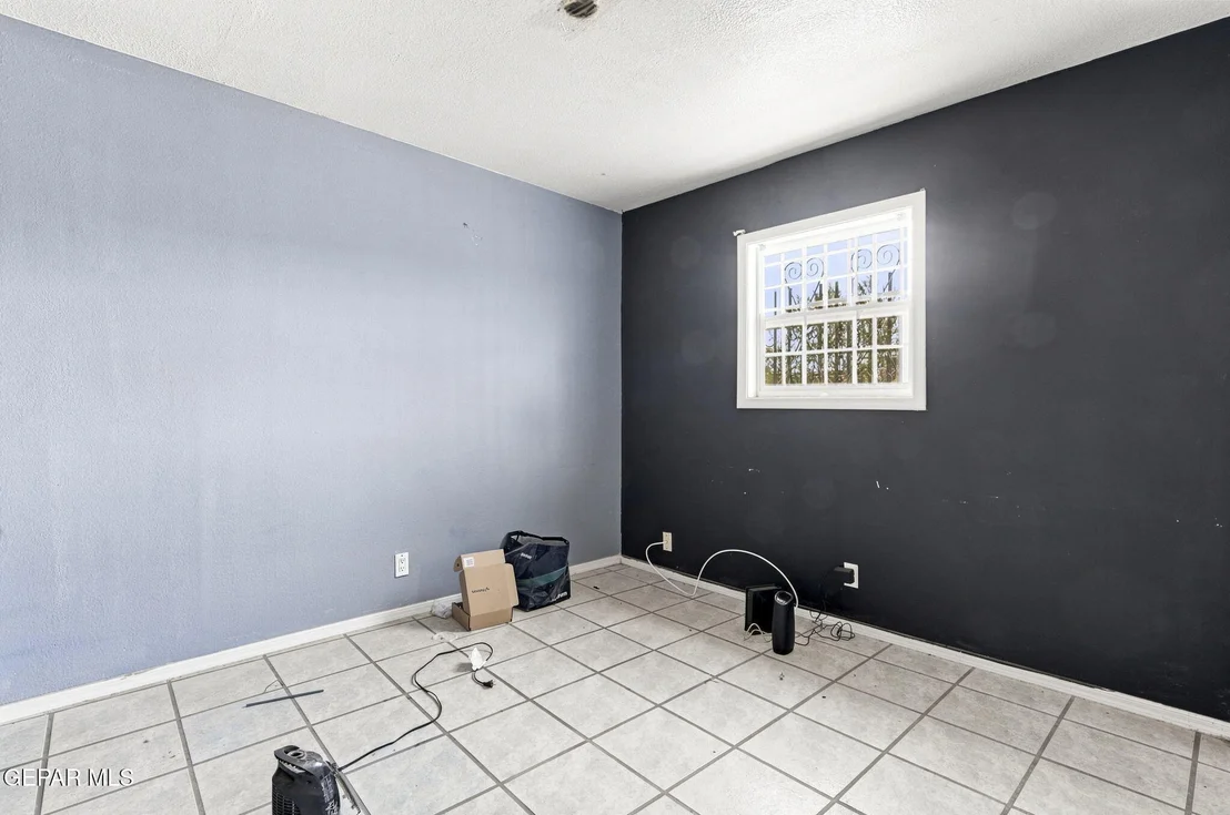 Photo of 8621 REMINGTON Drive