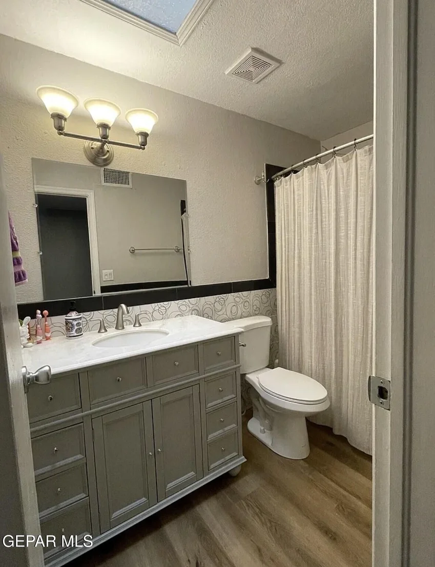 Photo of 1856 MIKE HILL Drive