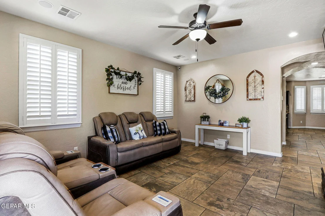Photo of 326 Silverhill Place