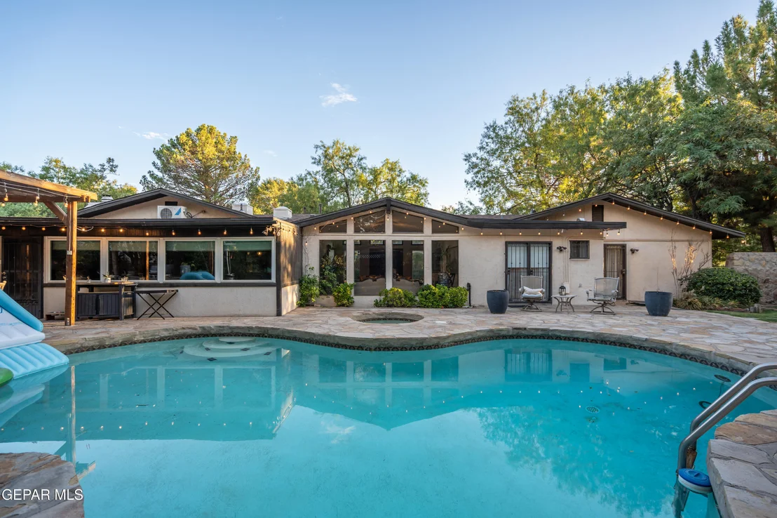 Photo of 5153 WILLOW CREEK Drive