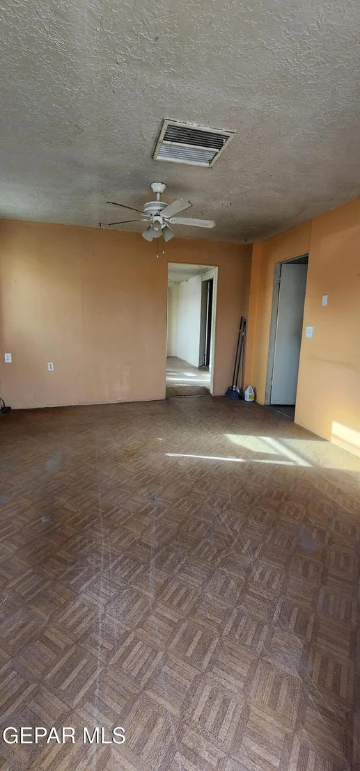 Photo of 121 RIO Road