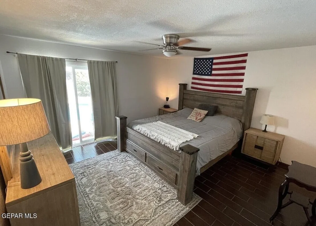 Photo of 1856 MIKE HILL Drive