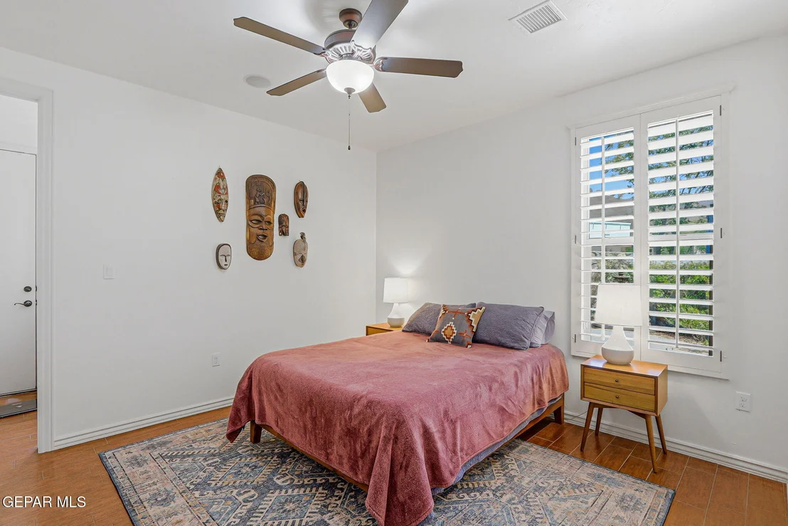 Photo of 6163 FRANKLIN DOVE Avenue