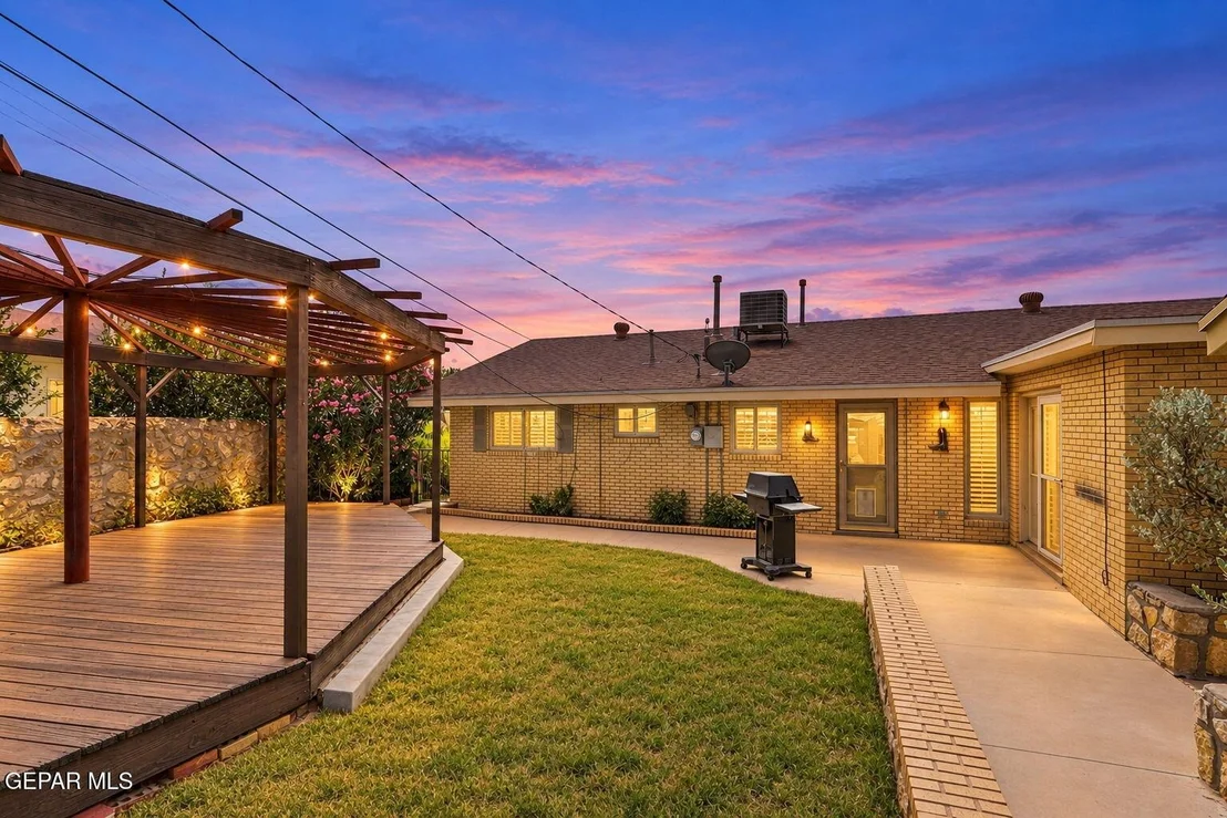 Photo of 436 DE LEON Drive