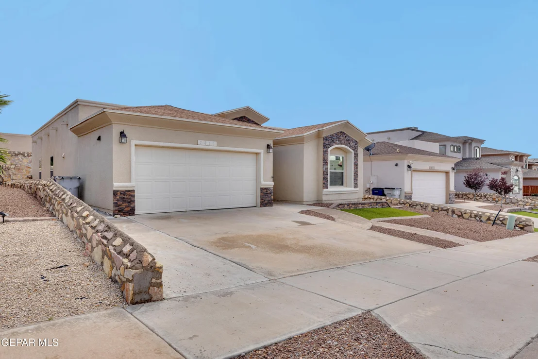 Photo of 7812 ENCHANTED VIEW Drive