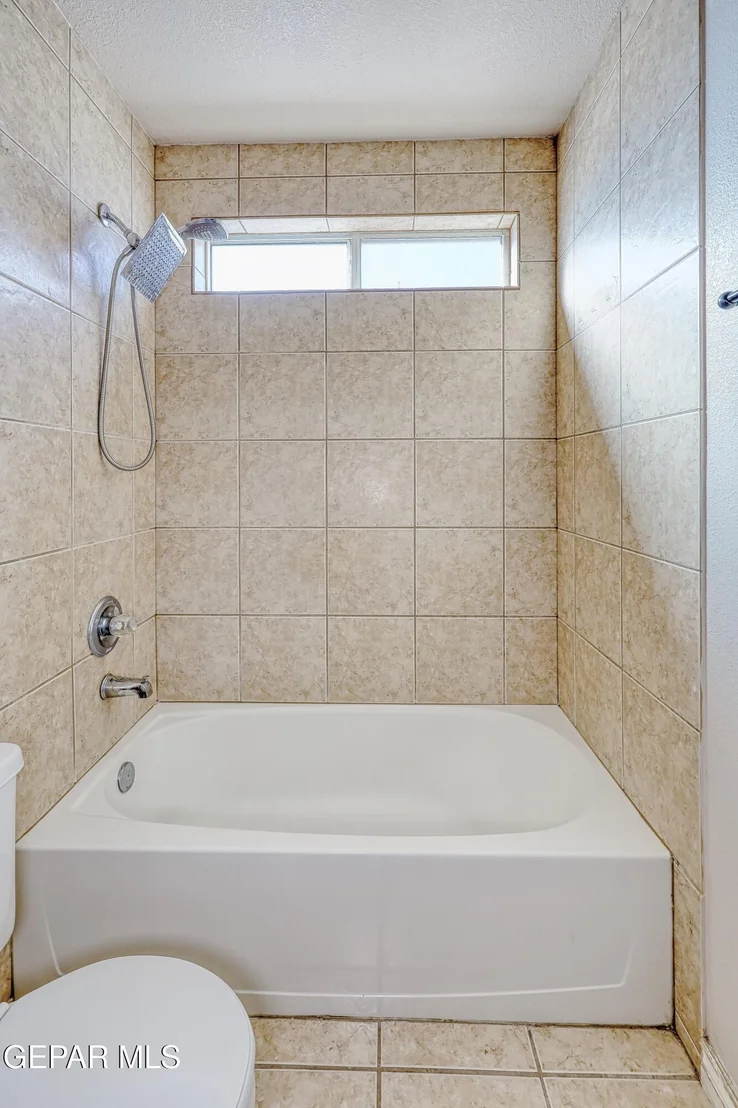 Photo of 409 EMERALD BLUFF Drive