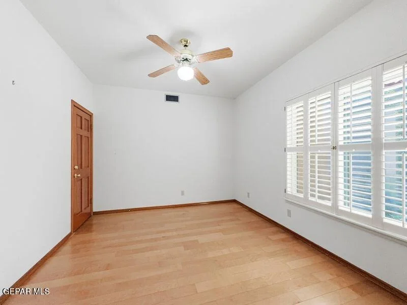Photo of 1092 THUNDERBIRD Drive