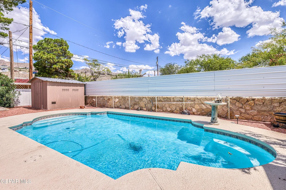 Photo of 825 Galloway Drive