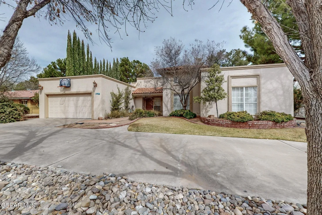 Photo of 633 WILD WILLOW Drive
