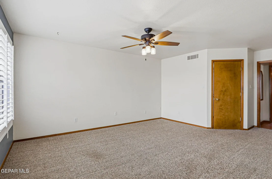 Photo of 5570 BUCKLEY Drive
