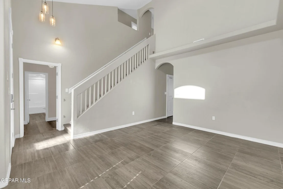 Photo of 3600 Essence Street