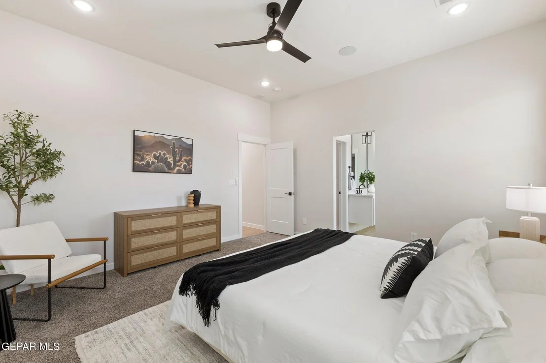 Photo of 1401 DYLAN Place