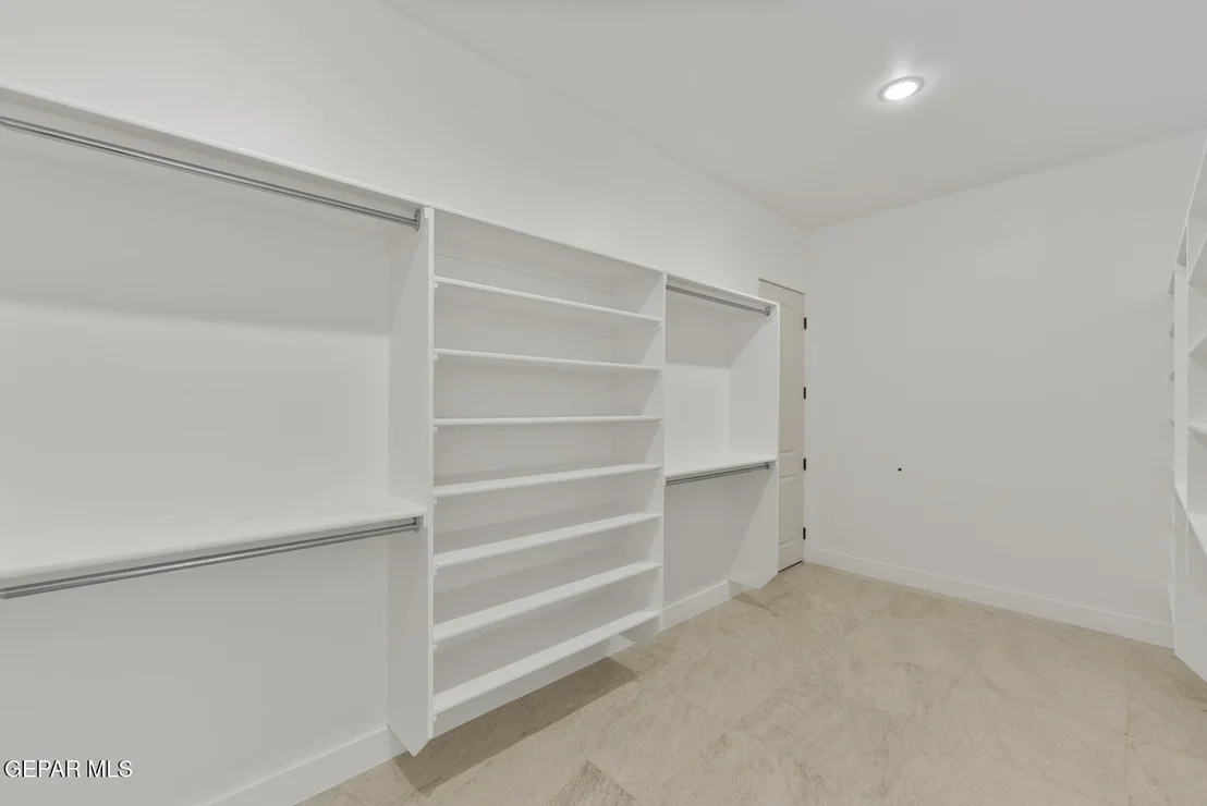 Photo of 351 Roper Lane