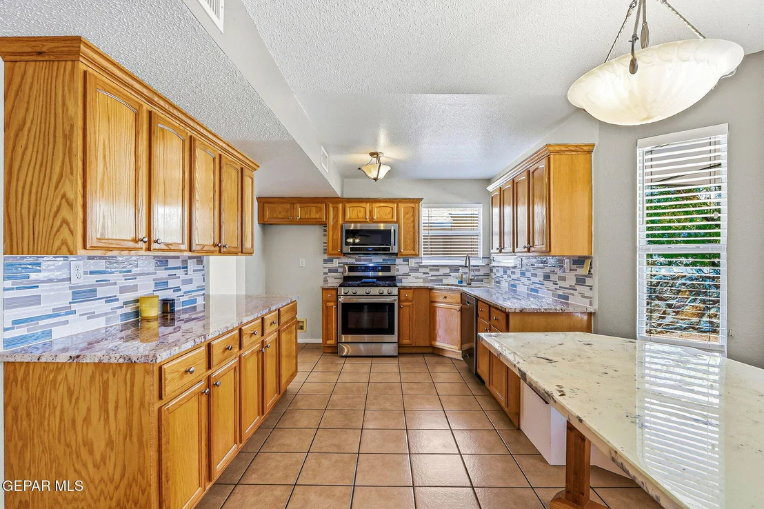Photo of 6313 FRANKLIN RIDGE Drive